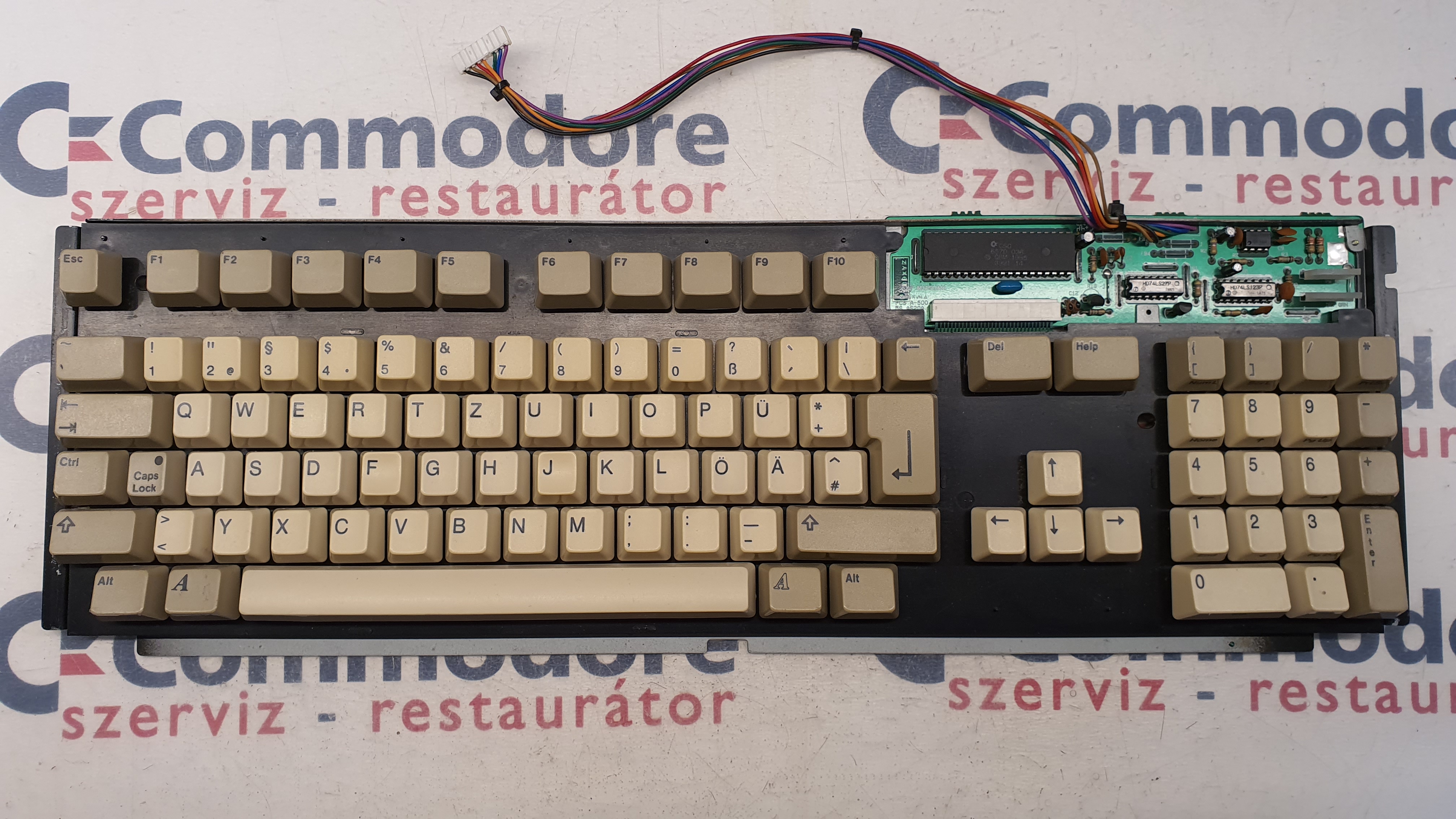 Commodore Service and Restorer Hungary | Commodore Amiga 500, 2000, 3000, 4000 billentyűzet